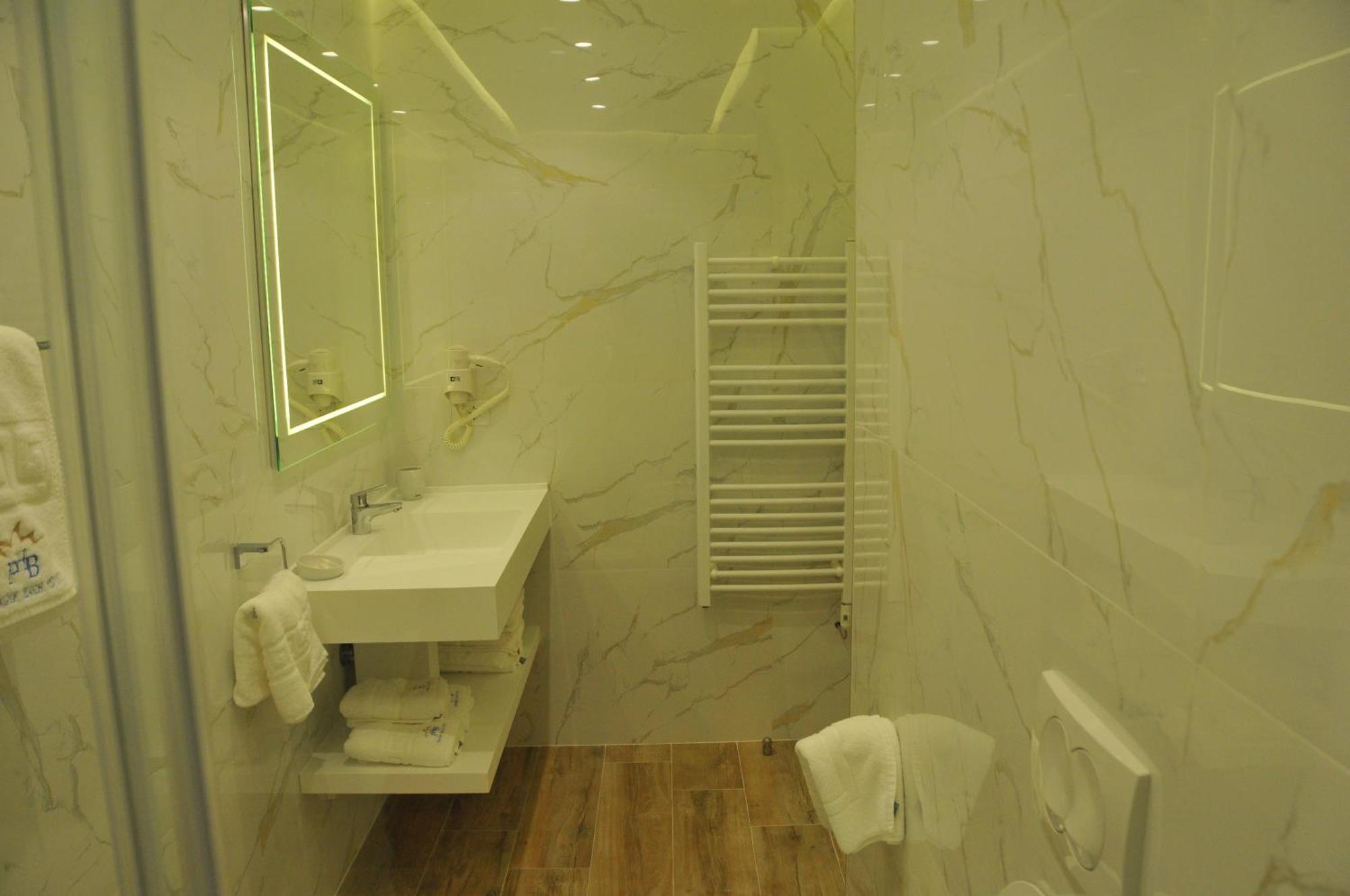 Paradise Beach Hotel Radhime Phòng bức ảnh