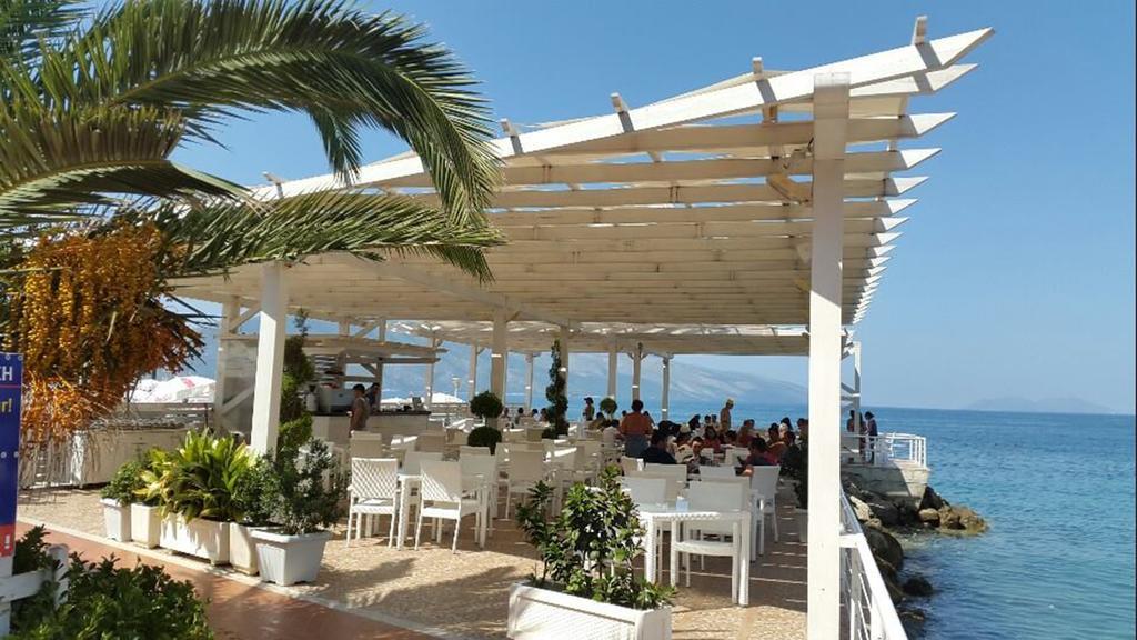 Paradise Beach Hotel Radhime Ngoại thất bức ảnh