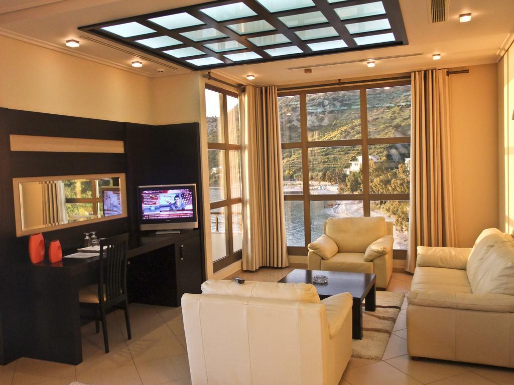 Paradise Beach Hotel Radhime Phòng bức ảnh