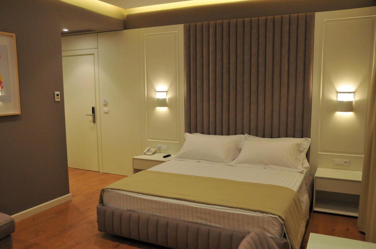 Paradise Beach Hotel Radhime Ngoại thất bức ảnh